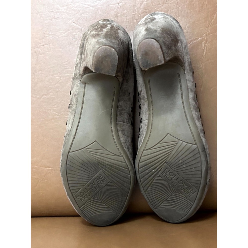 Kenneth Cole Reaction Womens Leather Upper Wedge Studs 7.5M Mid Heel Punk - Picture 7 of 11
